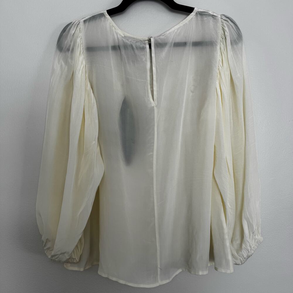 Farm Rio Lace Blouse - Picture 6 of 8